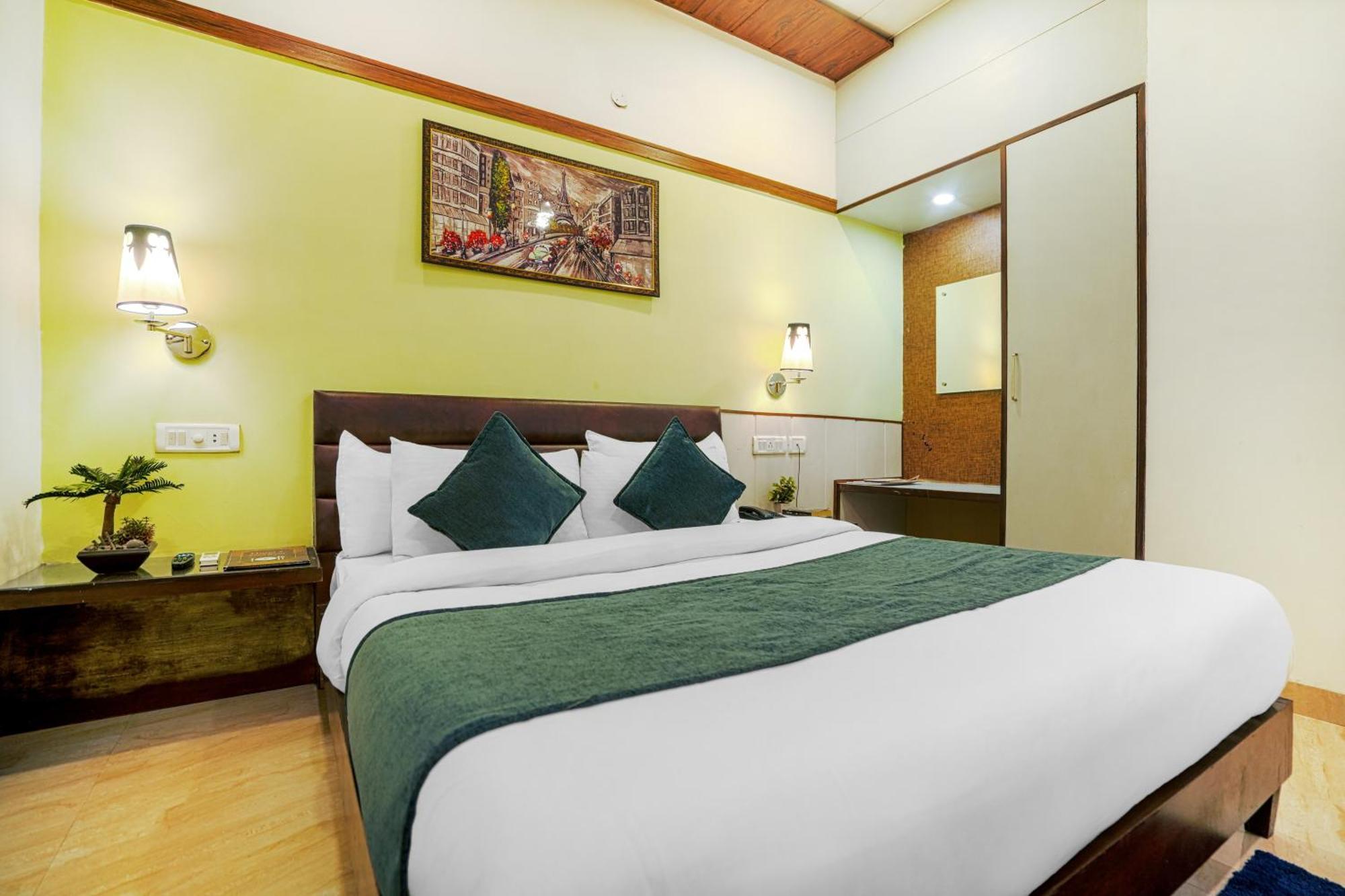 Hotel 7
